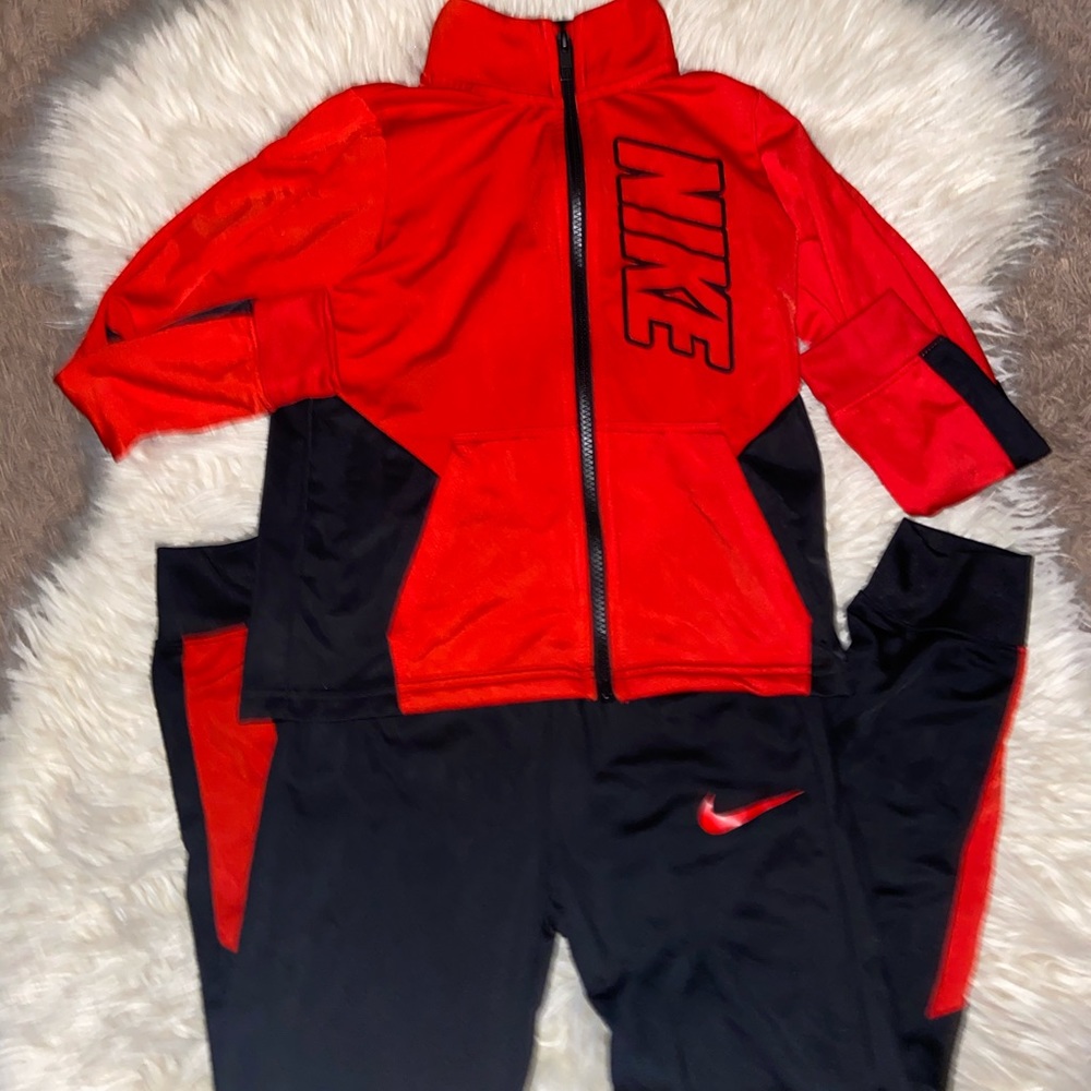 Nike track suit